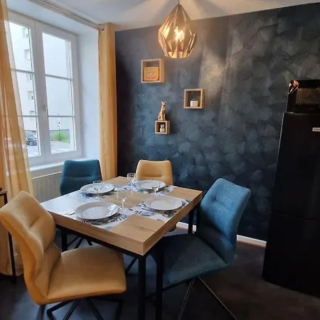 Modern Jungle - 公寓 *